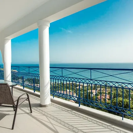 Folies * Lourdata (Kefalonia)